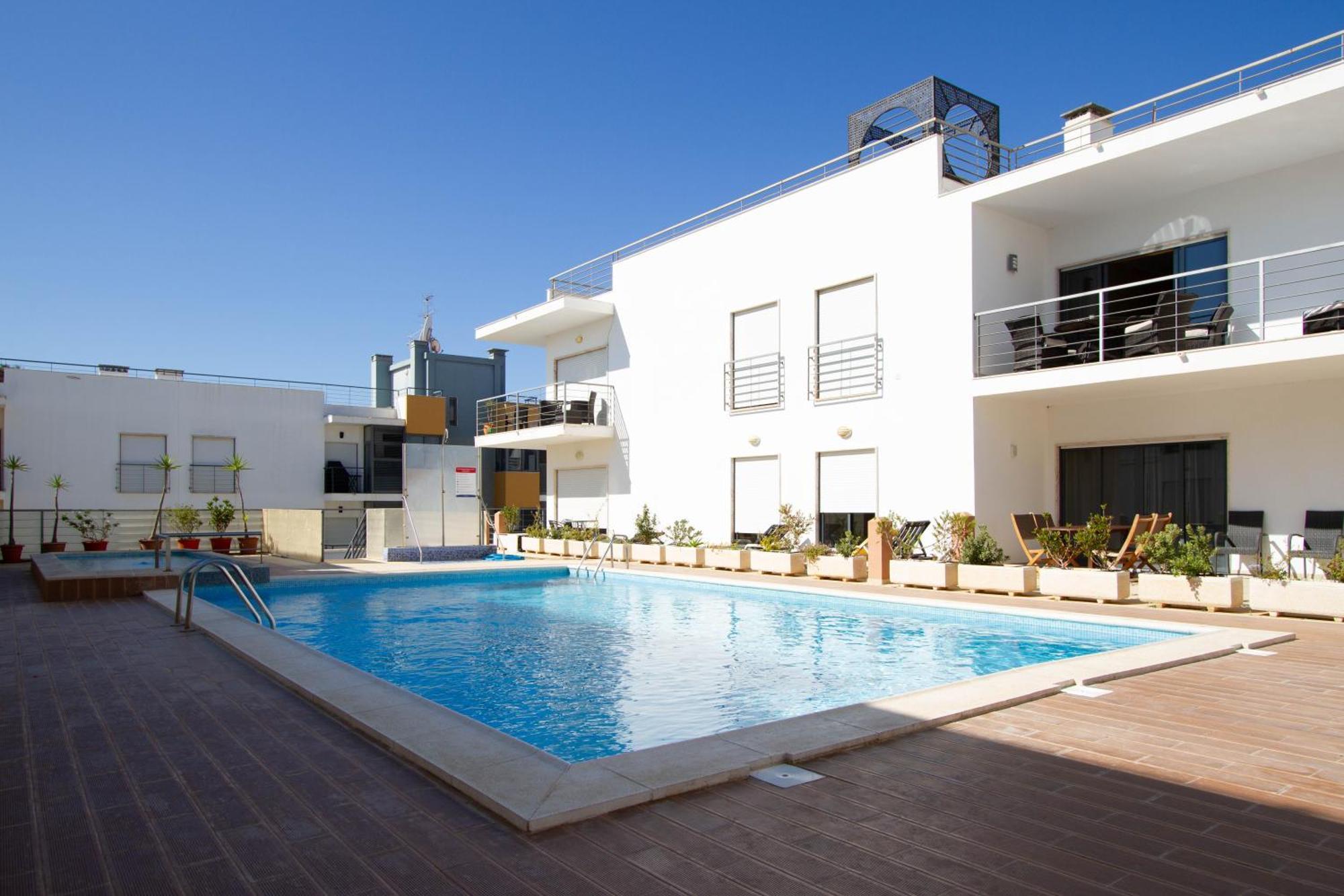 Апартаменты Casa Happiness, Swimming Pool, Fast Wifi, Parking Лагуш Экстерьер фото