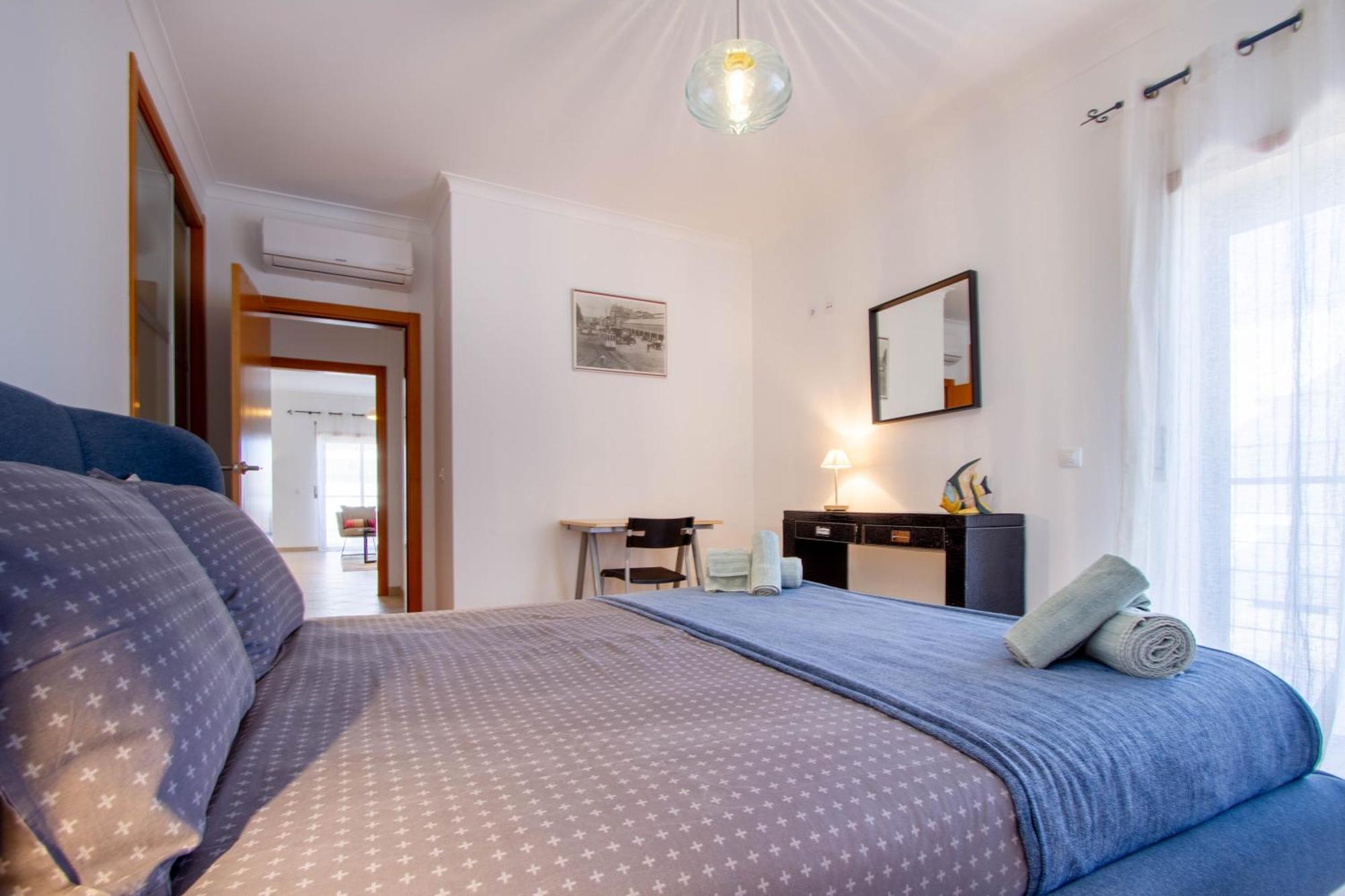 Апартаменты Casa Happiness, Swimming Pool, Fast Wifi, Parking Лагуш Экстерьер фото